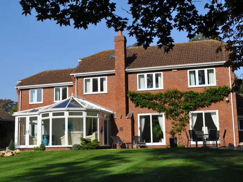 Orangery Lee