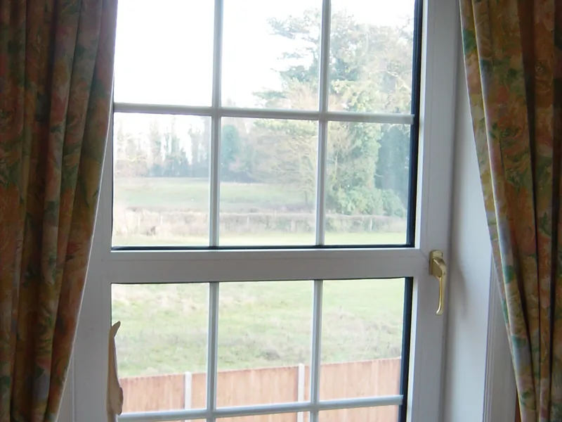 Tilt & Turn Windows Lee