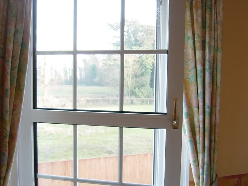 Tilt & Turn Windows Lee