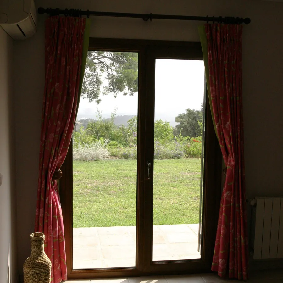 Tilt & Turn Windows Lee